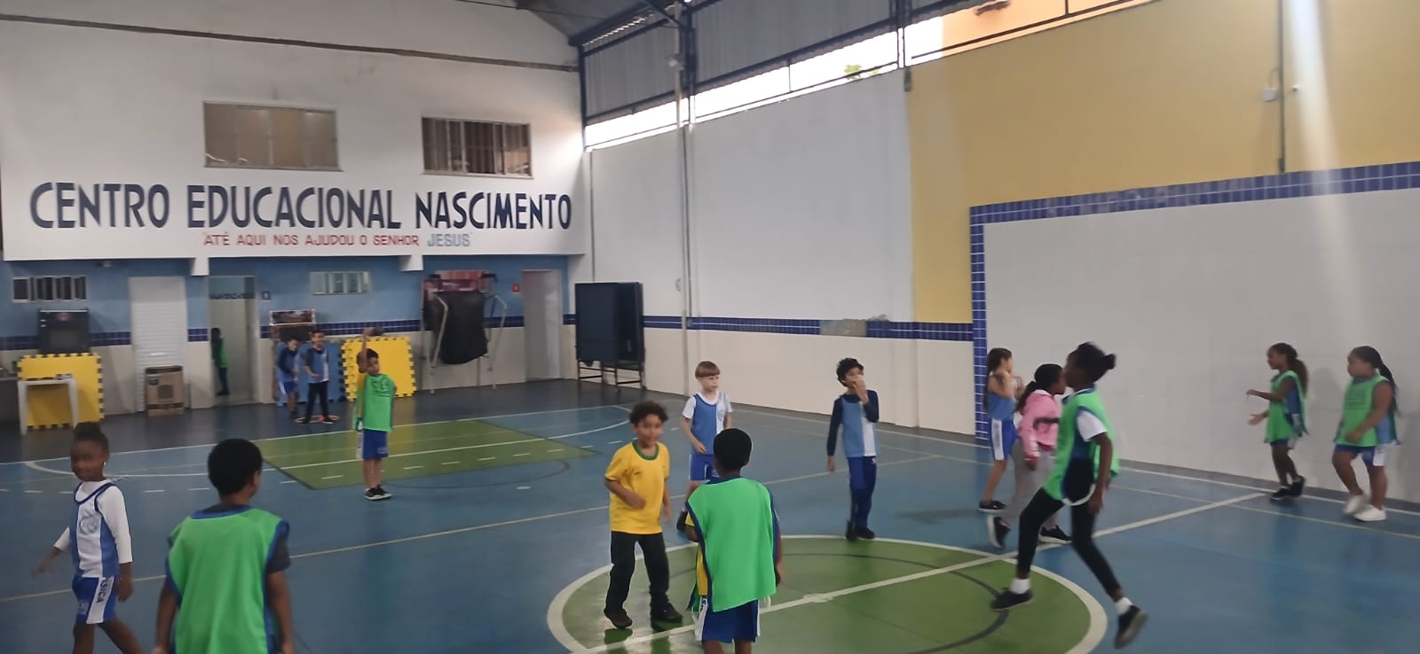 Ampla Área de Lazer e Esportes